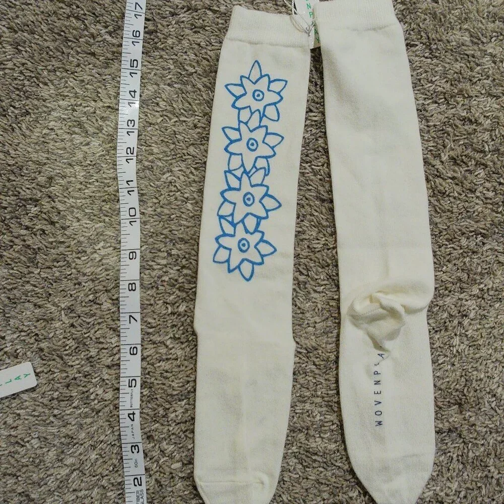 NWT Wovenplay Blue Flower Socks